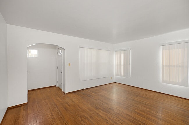 Photo - 3004 Fairmount Ave