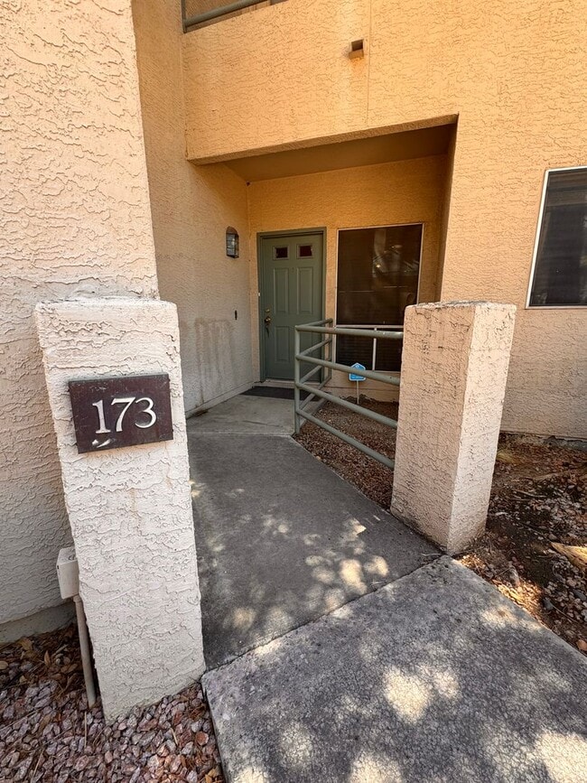 Photo - Live in the Heart of Downtown Phoenix