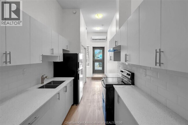 Photo - 131 Main St Unité 1