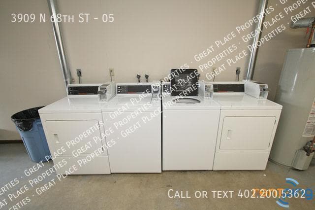 Photo - 3909 N 68th St Unidad 05