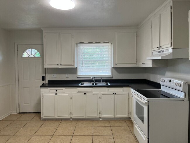 Photo - 303 Springdale Dr Unit 303 Springdale Dr B