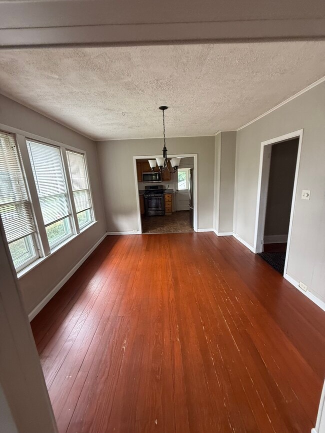 Photo - 60 Greenfield Rd