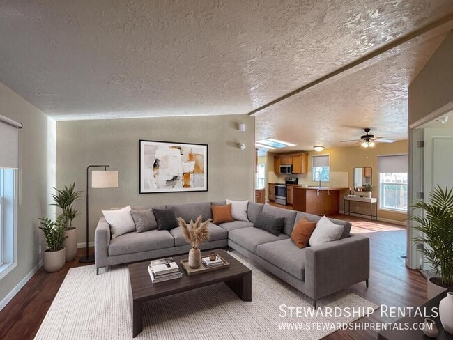 Photo - 1313 Bramblewood Ln