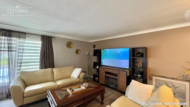 Photo - 5958 Carlton Av