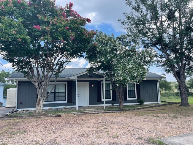 NEW ON MARKET !! - NEW ON MARKET !! House