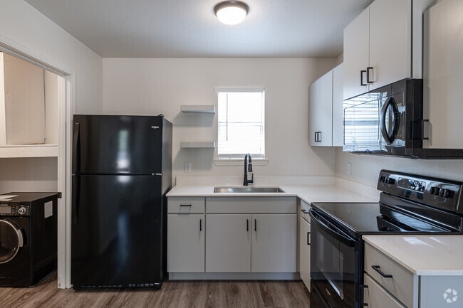 1BR, 1BA - 400SF - Kitchen - 1 - The Grove on Berry