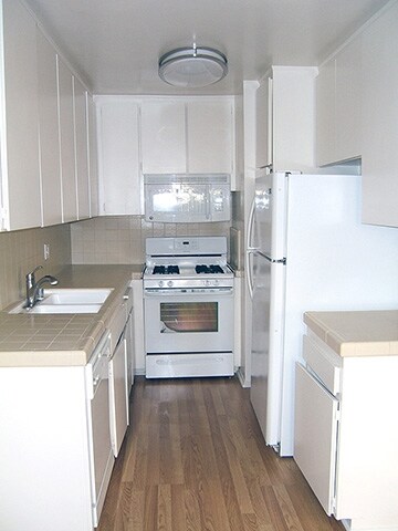 Photo - 10138 Palms Blvd