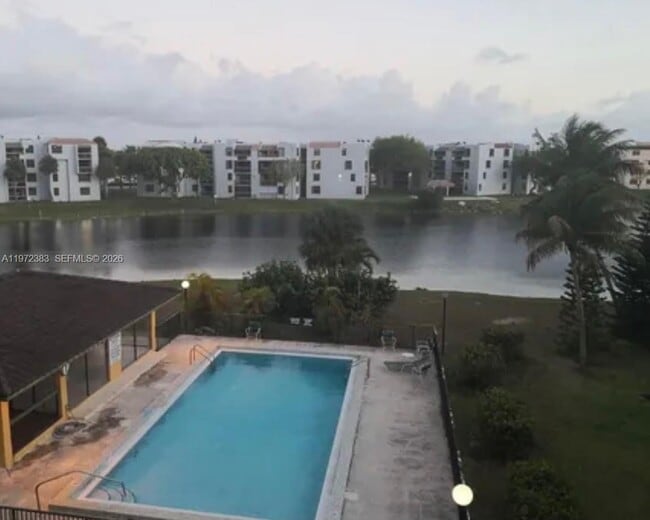 Photo - 1300 SW 122nd Ave Unit 416-2