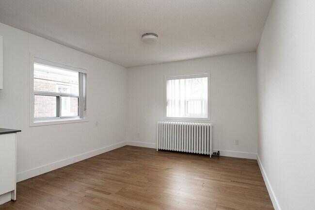 Photo - 56 Maitland Street Unit 402