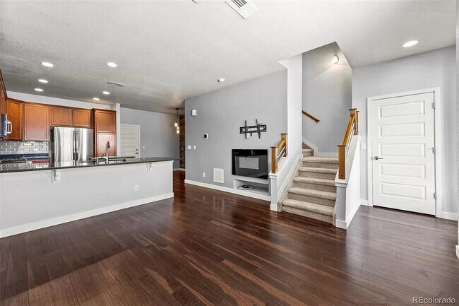 Photo - 6763 Morrison Dr