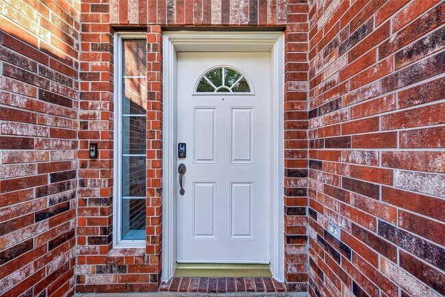18911 Piney Bend Ct