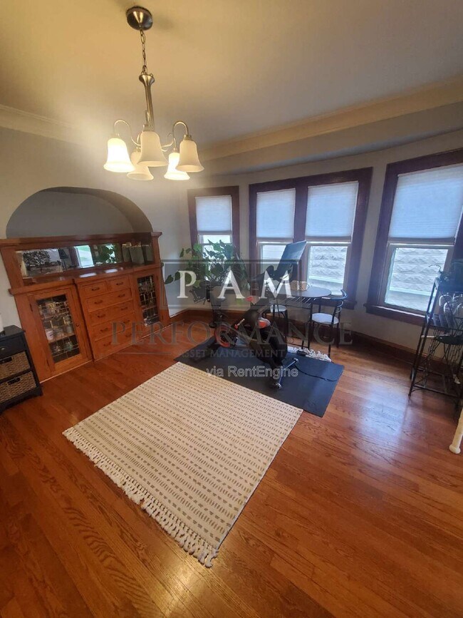 Photo - 540 N 65th St