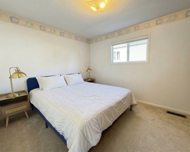 Photo - 17253 33rd Ave S