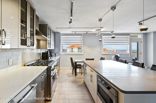 Photo - 675 Ocean Ave N Unit 5L