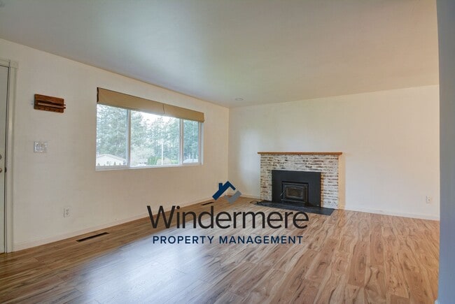 Photo - 3 Bedroom 2 bath single level home