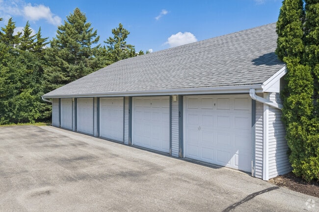 Garage - Hidden Creek Apartments
