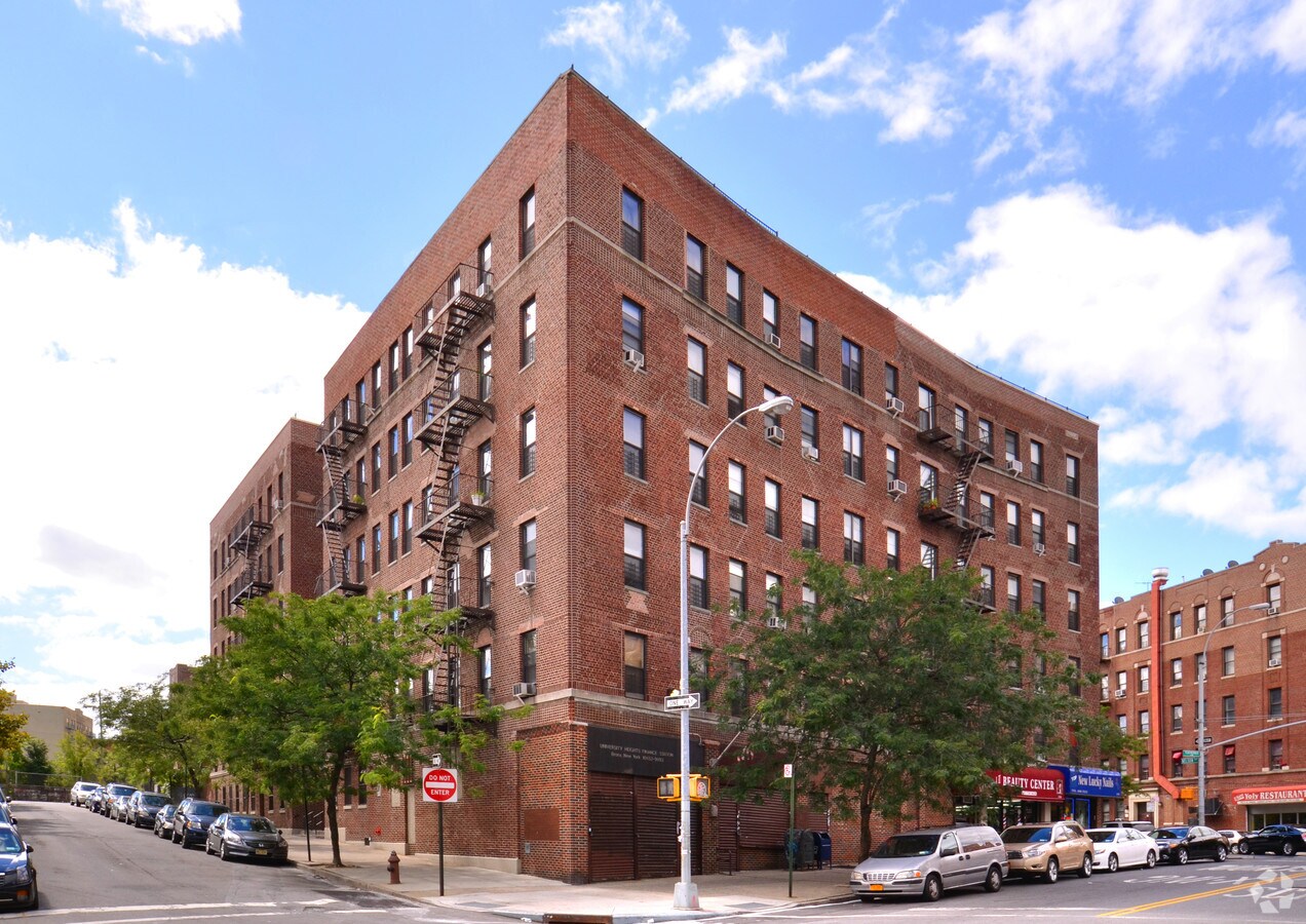 Photo - 1541-1551 Shakespeare Ave Apartments