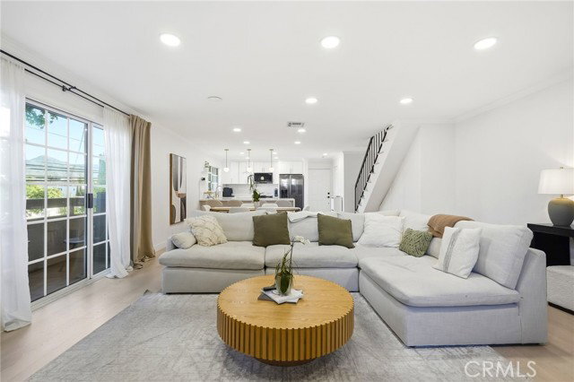 Photo - 333 W Alameda Ave