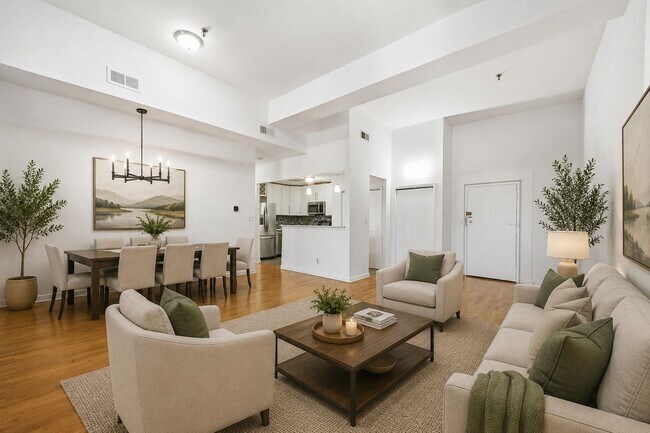 Photo - 158 Wayne St Unidad 325a