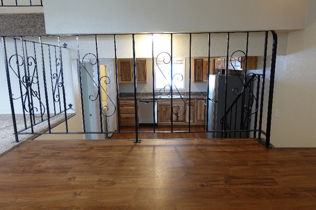 Photo - 248 Zappa Pl Unidad A