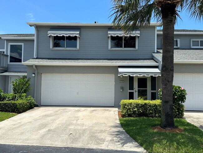Photo - 4949 N Hwy A1A Unidad 173 Rental