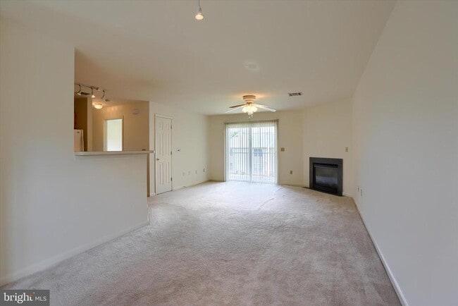 Photo - 136 Cardinal Ln
