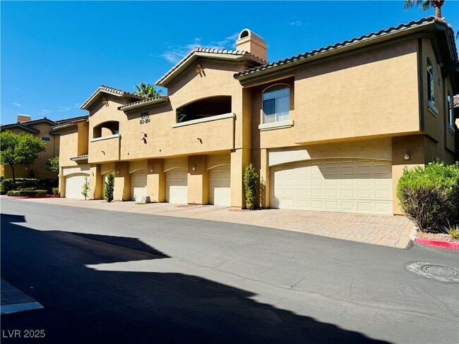 Photo - 8716 Red Brook Dr Unit 204