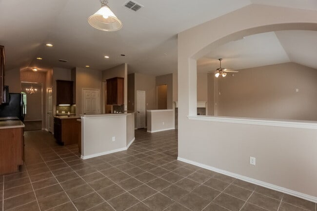 Photo - 1141 Lakeside Dr