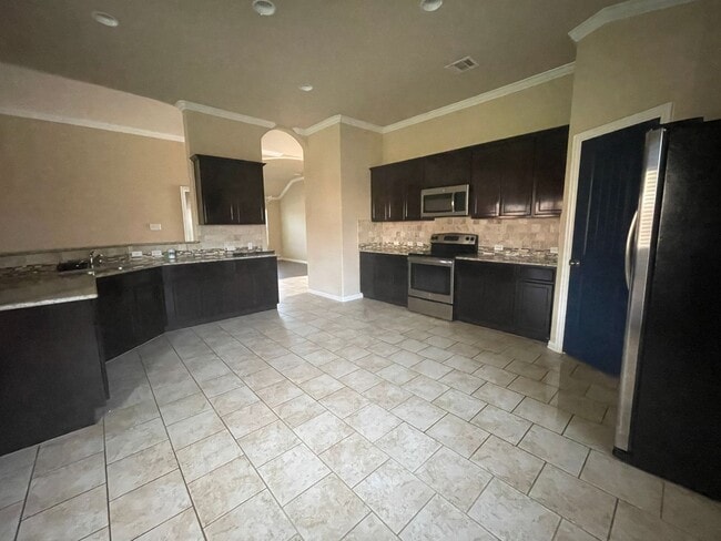 Photo - 6401 Alabaster Dr