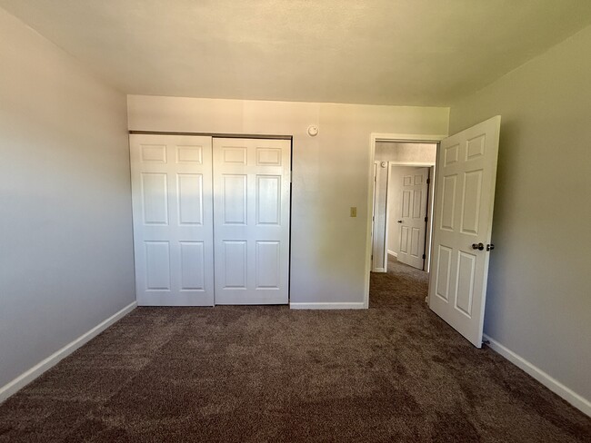 Photo - 2604 Eastview Dr