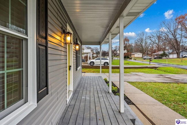 Photo - 215 Darrell Dr