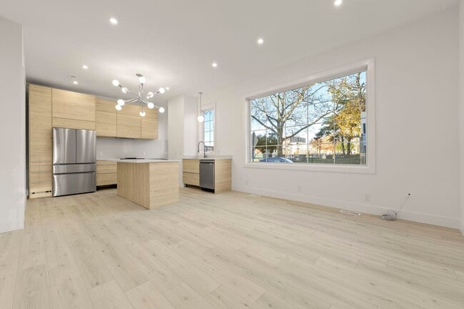 Photo - 317 Sherman Ave Unidad 1