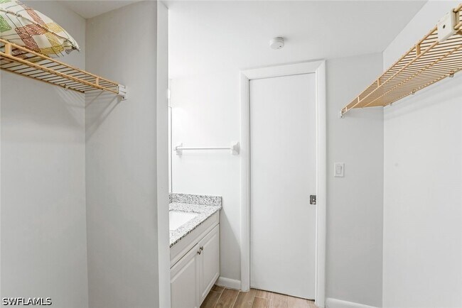 5 Bluebill Ave Unit 810