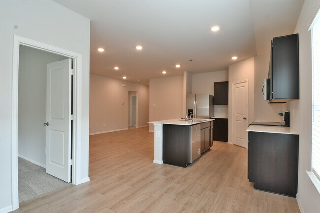 Photo - 1233 Wilkins Vly St