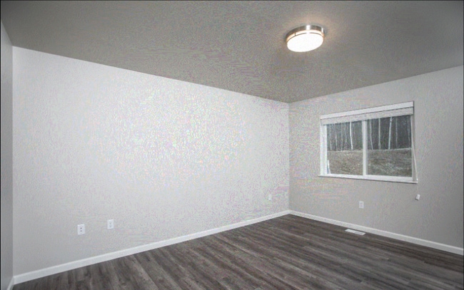 Photo - 1551 Lucus Rd