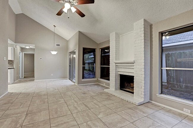 Photo - 23322 Pebworth Pl