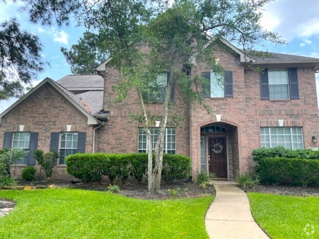 Building Photo - Great Location, wonderful Schools, Large e... Rental