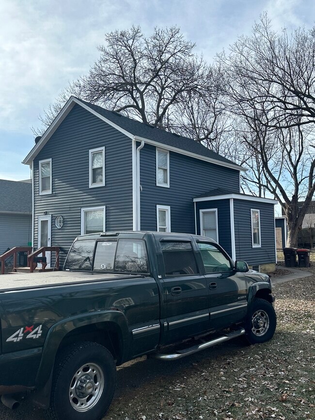 Building Photo - 1212 Sibley St Rental