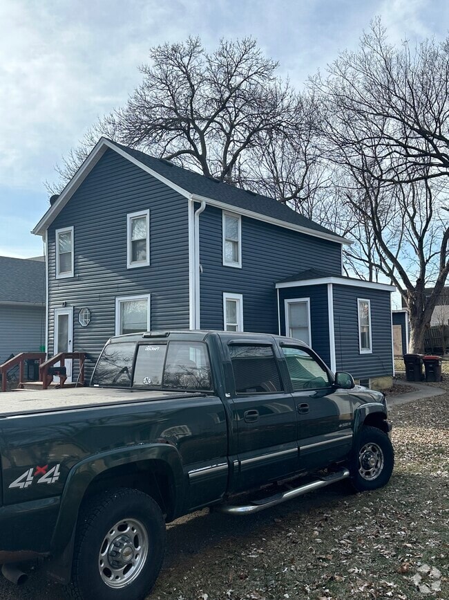 Building Photo - 1212 Sibley St Rental
