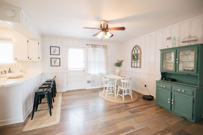 Photo - 2107 W Cambridge Dr