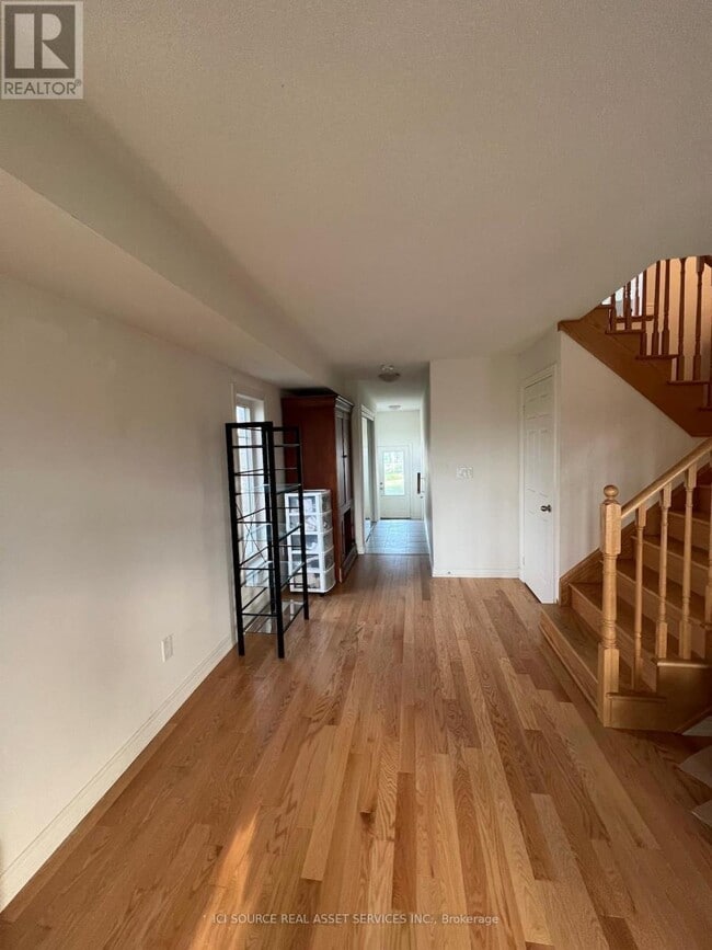 Photo - 3836 Tufgar Cres