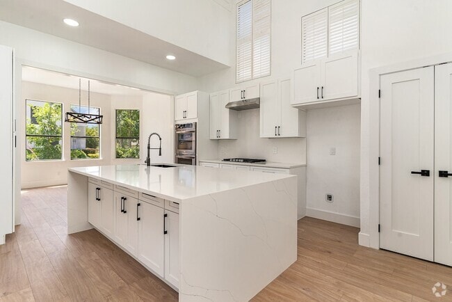 Building Photo - 5616 Ventana Trail Rental