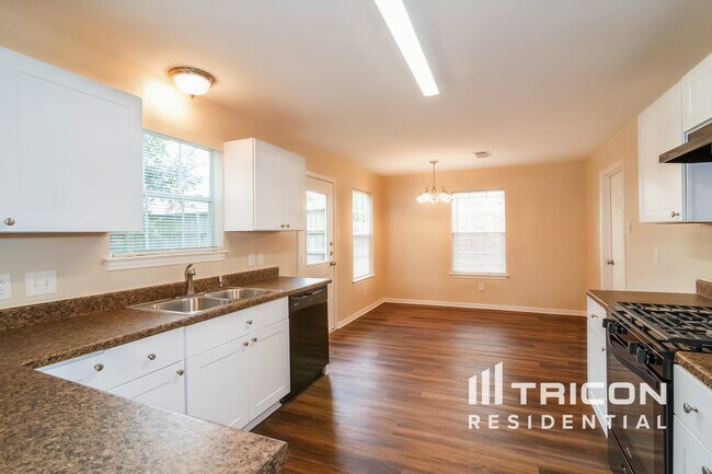 Photo - 3703 Bent Springs Ln