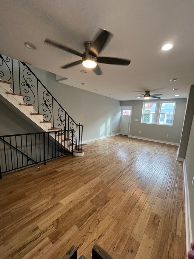 Living Space | Street View - 1524 S Hicks St