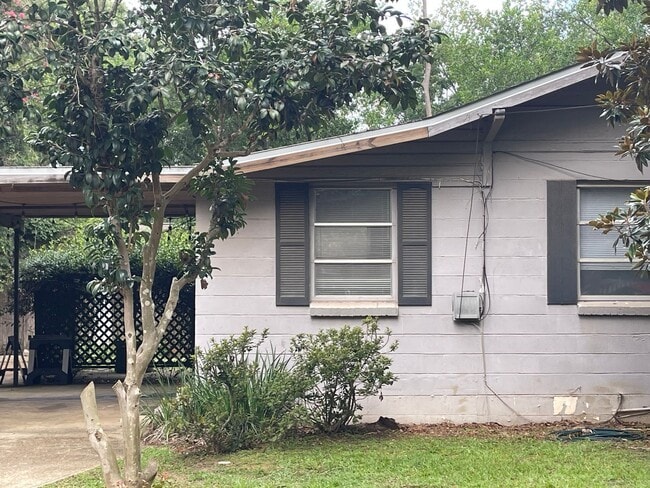 Photo - 410.5 8th Ave W Unit 410.5