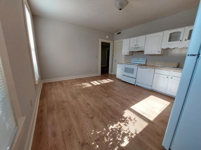 Photo - Gorgeous 3 bedroom, 1 bath home south of Haysville