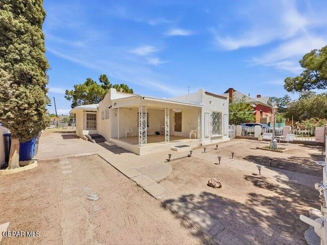 921 Olive Ave