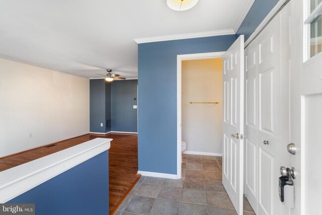 Building Photo - 1205 Farley Ct