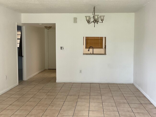 Photo - 2050 Oleander Blvd Unit 7-104