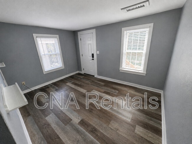 Photo - 539 Paines Ave NW Unit #2